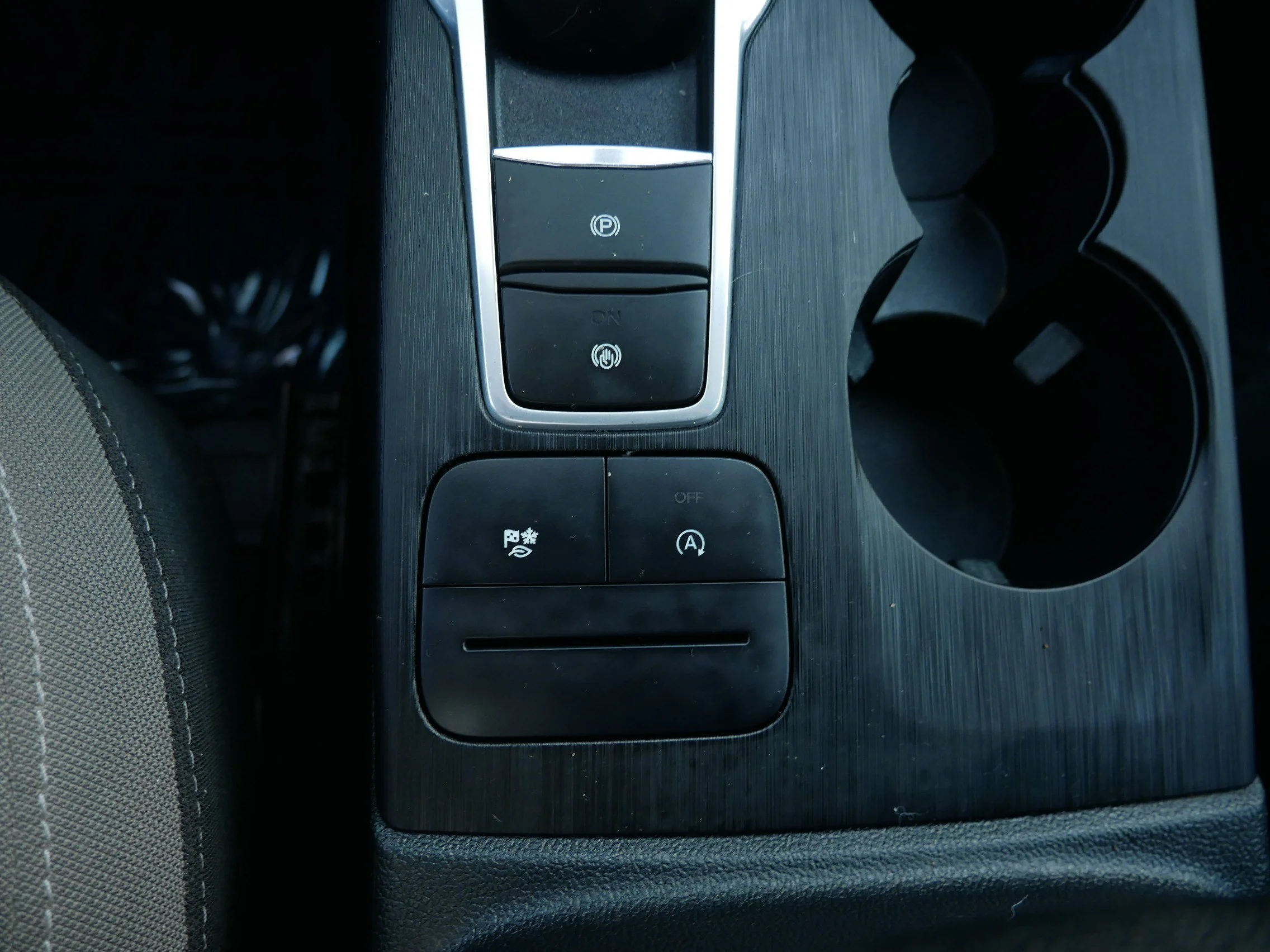 Used 2021 Bronze Fire Ford SE image 30