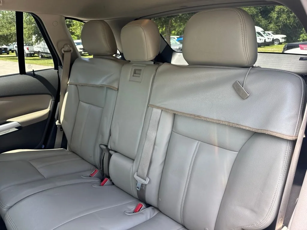 Used 2013 Ingot Silver Ford SE image 11