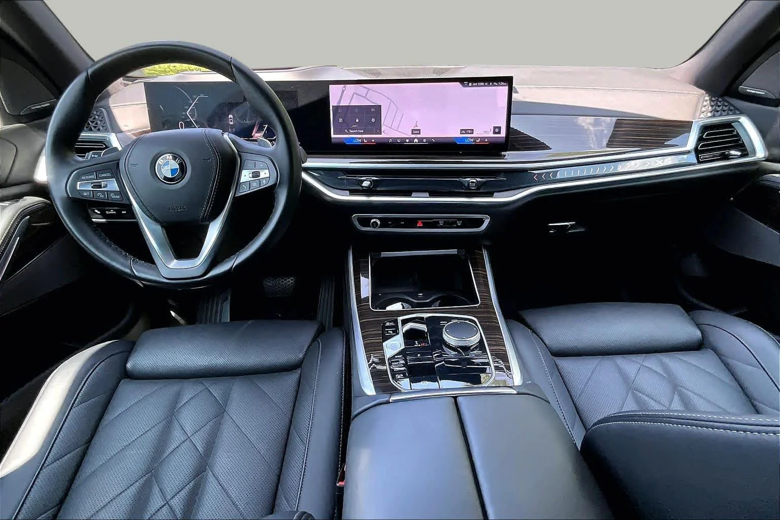 Certified Used 2026 Alpine White BMW xDrive40i image 16