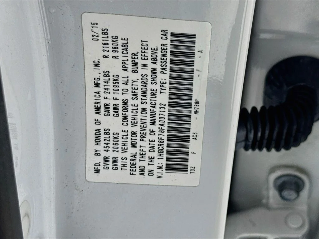 Used 2015 White Honda Touring image 41