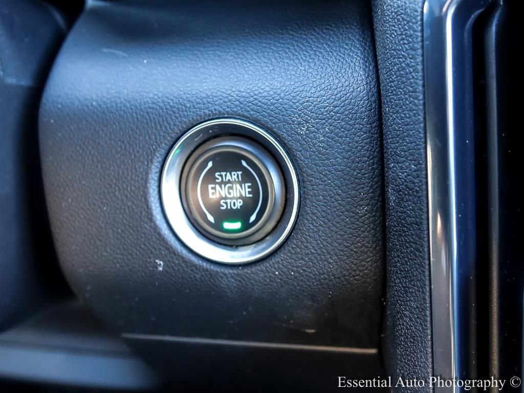 2024 GMC ACADIA - Image 17