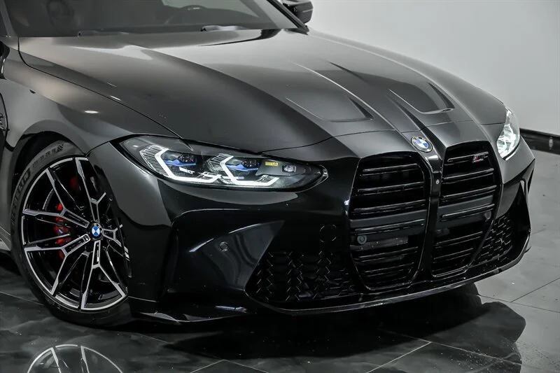 Used 2021 Black Sapphire Metallic BMW Competition image 2