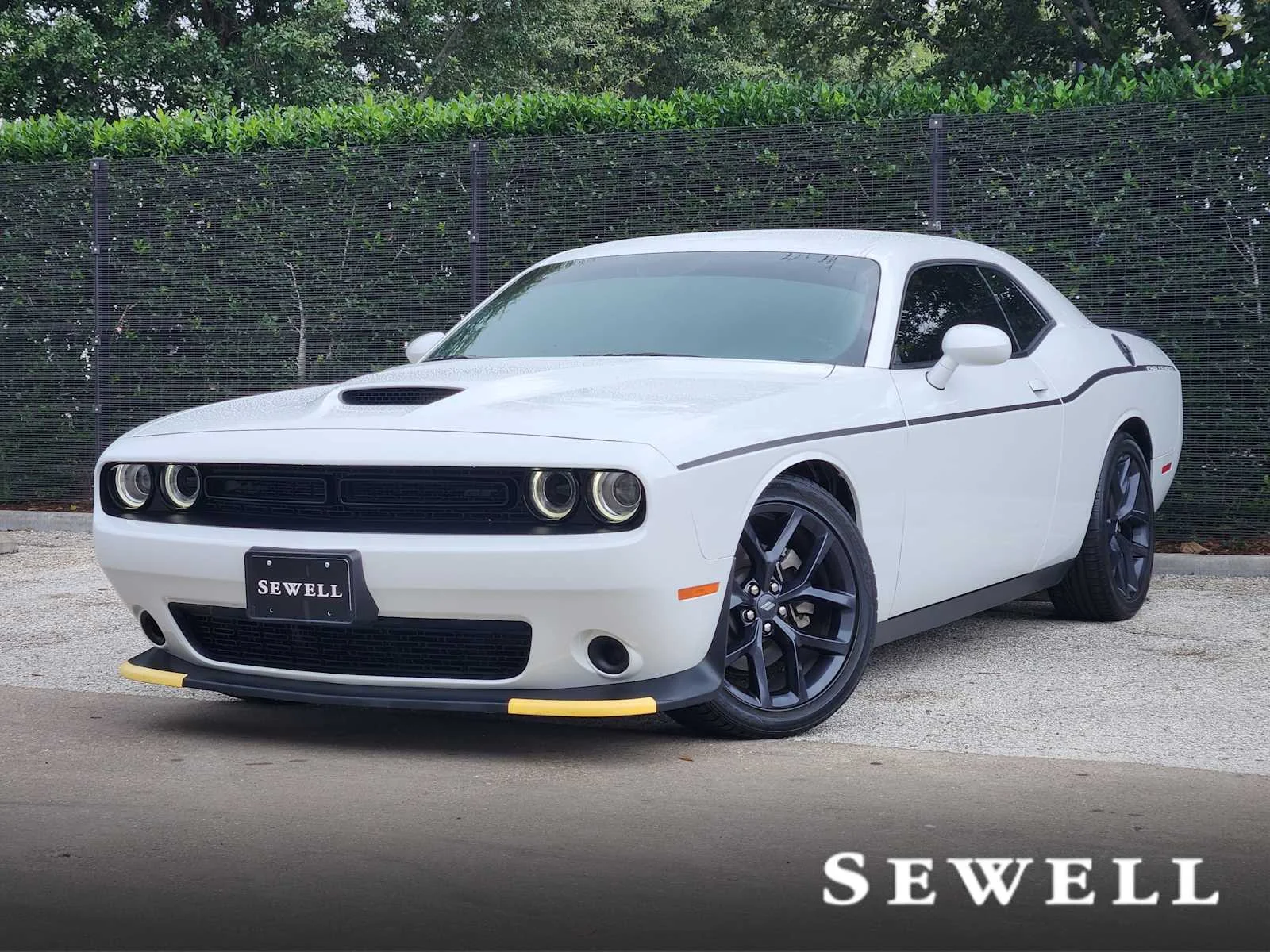 2023 Dodge Challenger GT Auto's photo