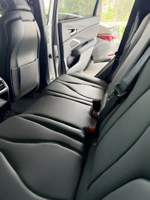 Used 2025 Platinum White Pearl Acura SH-AWD image 8