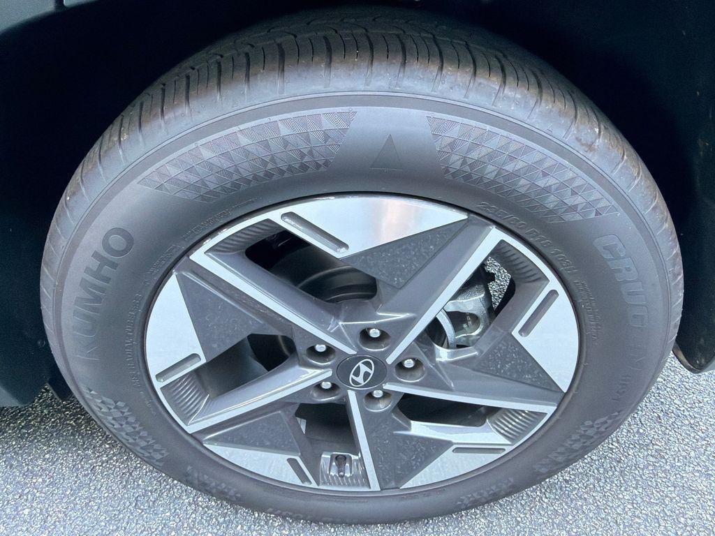 New 2026 Gray Hyundai SEL Premium FWD image 20