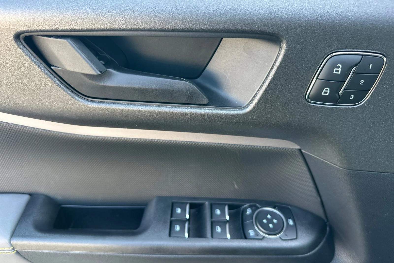 New 2026 Azure Gray Metallic Tri-Coat Ford Badlands® image 7