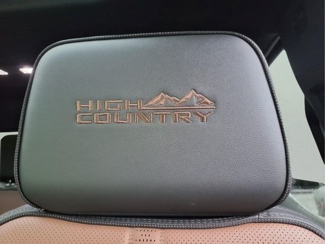 New 2026 Sterling Gray Metallic Chevrolet High Country image 18