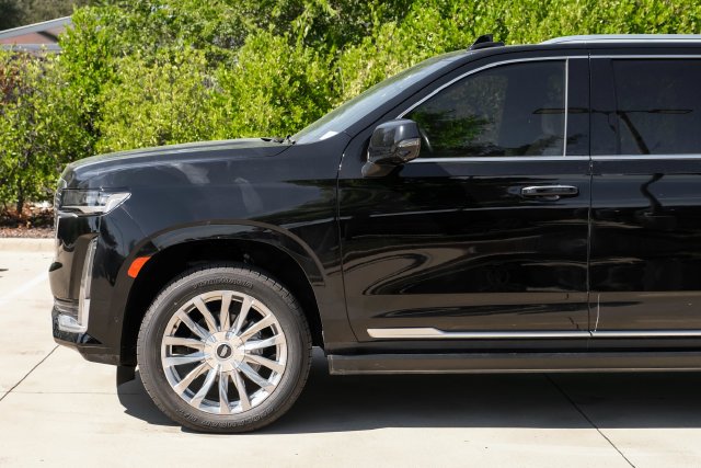Used 2022 Black Cadillac Premium image 18