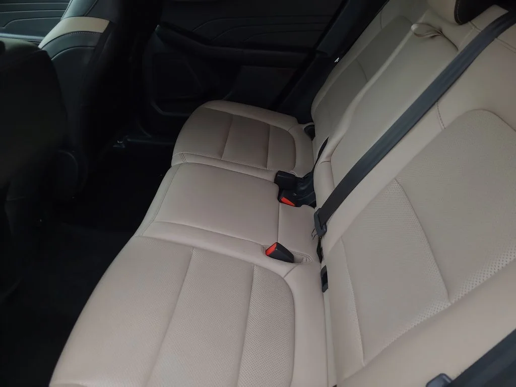 Used 2022 Blue Ford SEL image 17