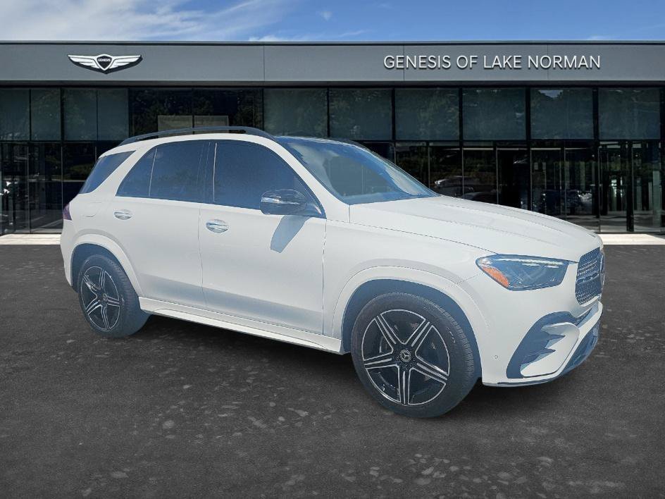 Used 2025 Polar White Mercedes-Benz GLE 450e image 3