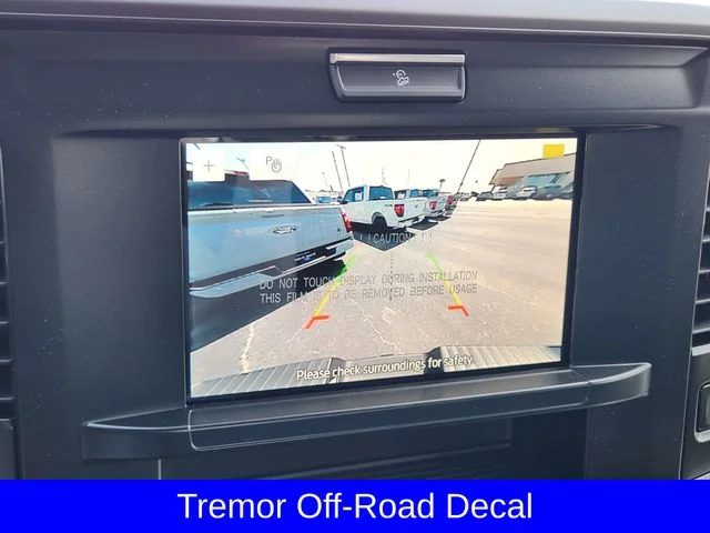 New 2027 Oxford White Ford F-250® XLT image 17