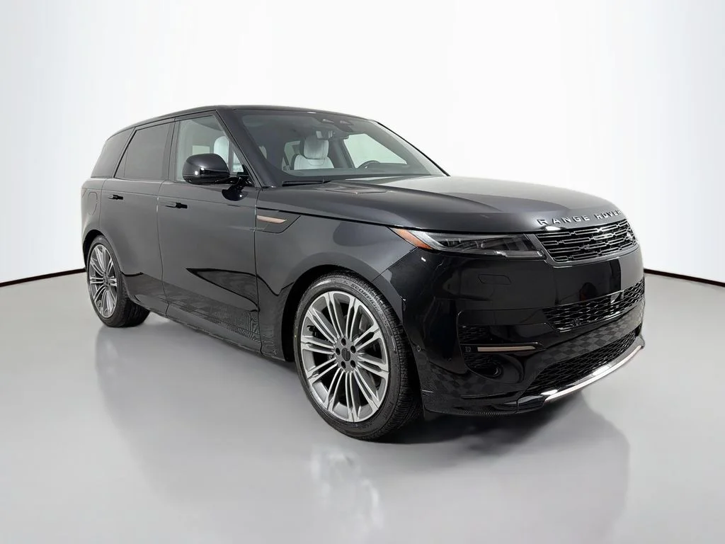 New 2026 Santorini Black Land Rover Dynamic SE image 3