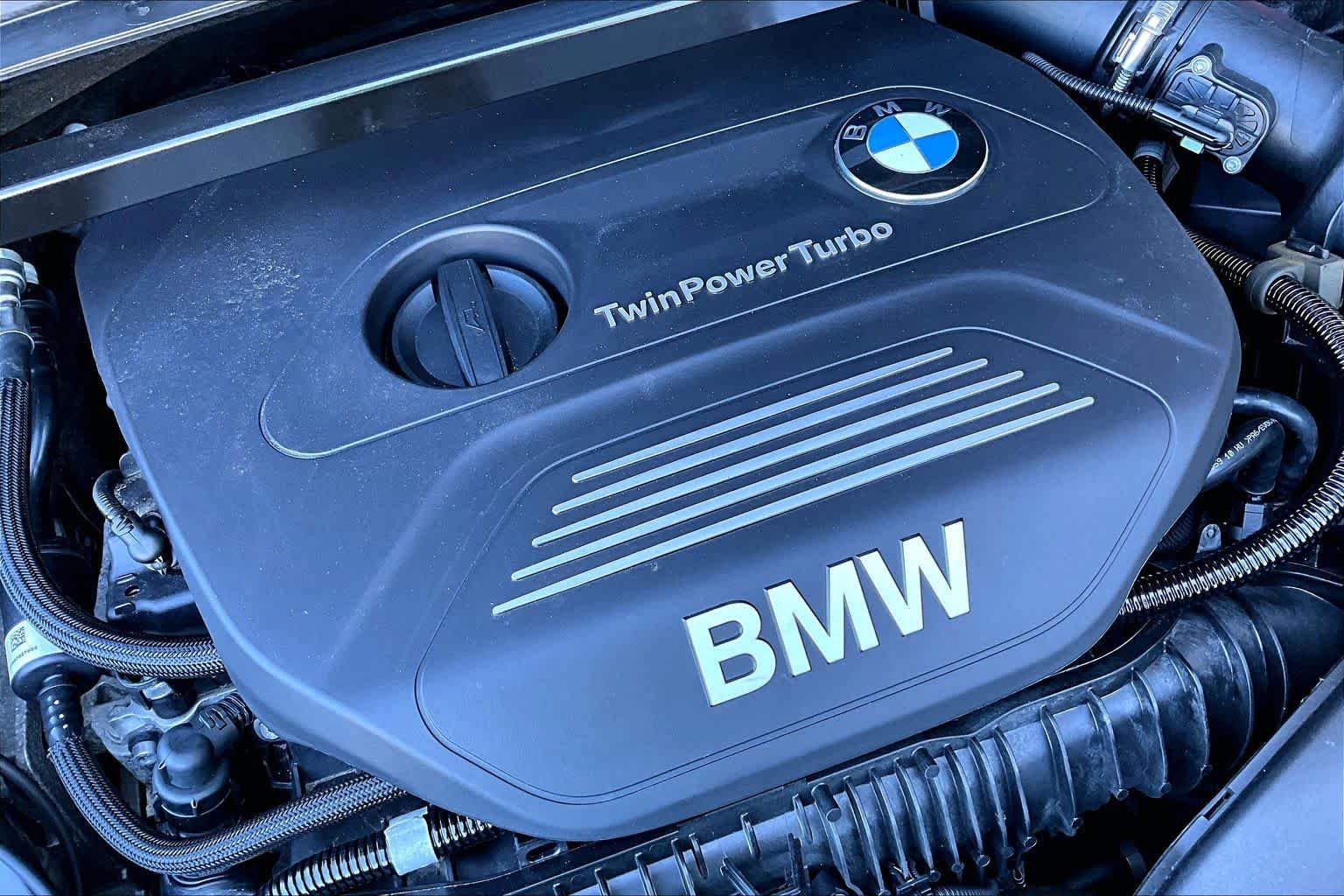 Used 2019 Mediterranean Blue Metallic BMW xDrive28i image 31