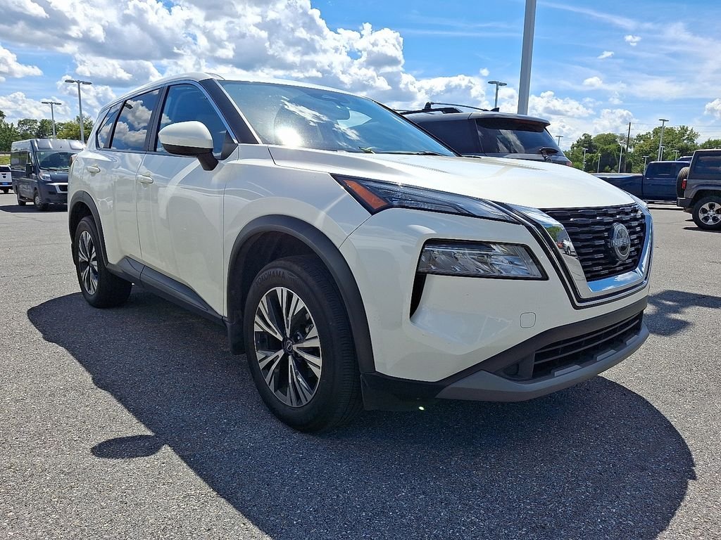 Used 2023 White Nissan SV image 1