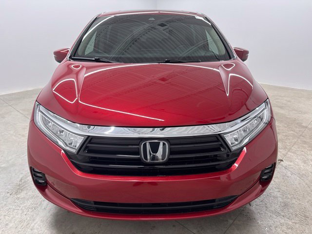 Used 2022 Radiant Red Honda Touring image 2