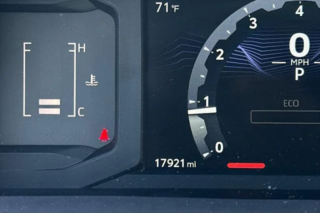 Certified Used 2024 ICE CAP Toyota  image 24