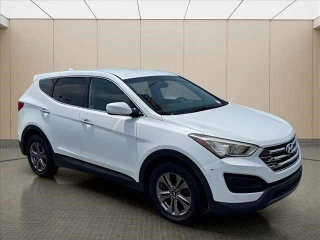 Used 2016 White Hyundai 2.4 Base image 2