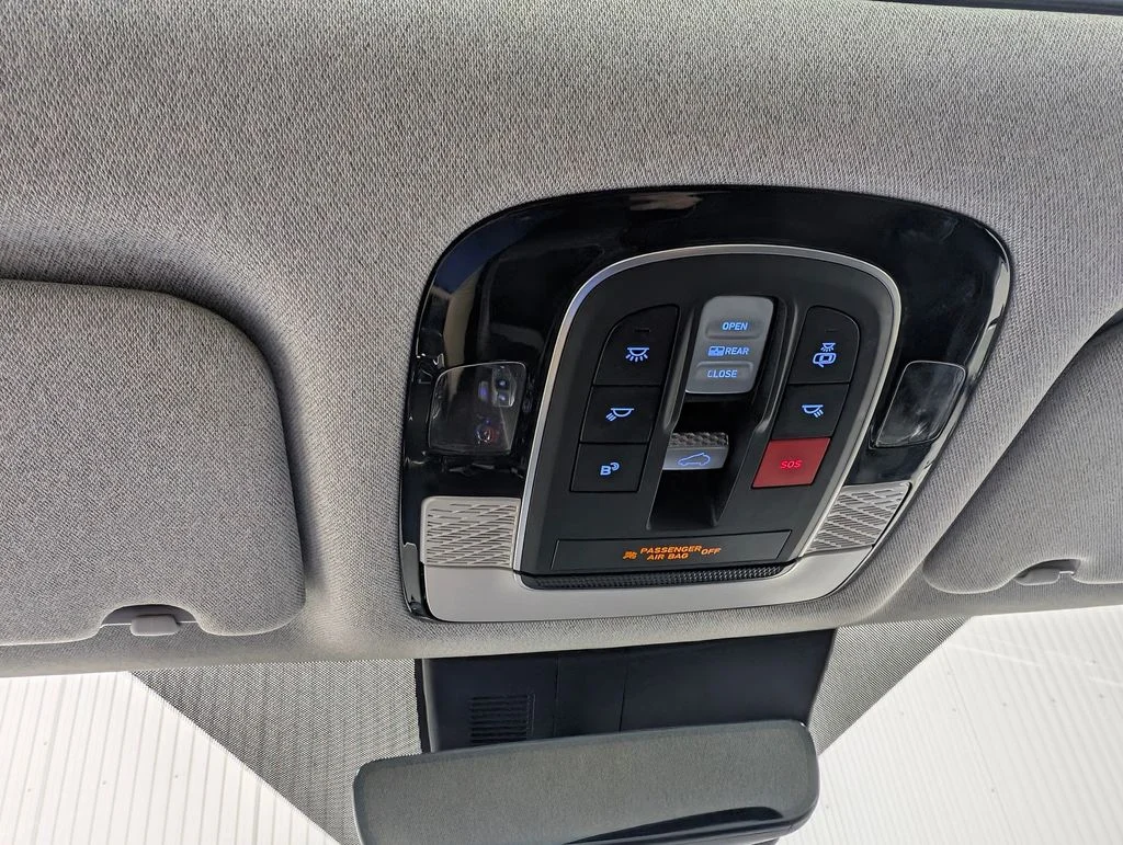 Certified Used 2024 Moonlight Cloud Hyundai Limited image 9