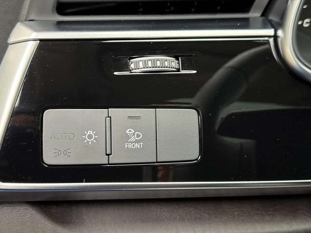 Used 2025  Audi  image 30