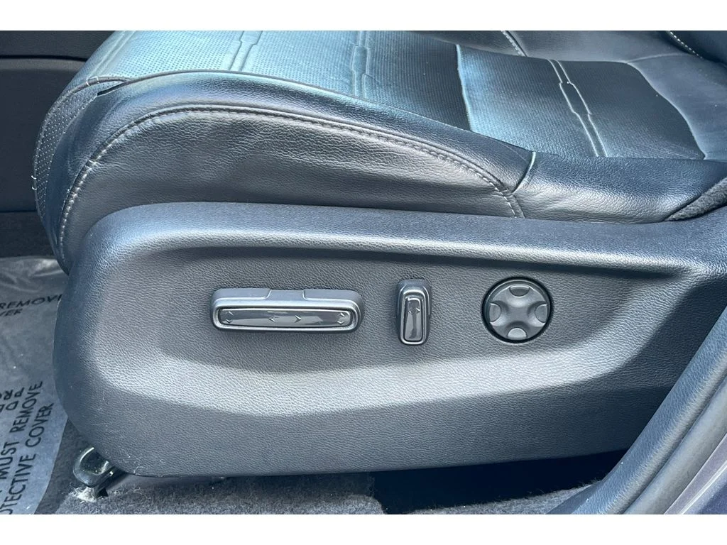 Used 2022 Modern Steel Metallic Honda EX-L image 13