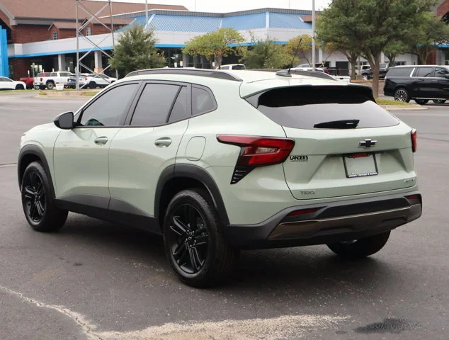 2026 Chevrolet Trax Activ - Photo 7
