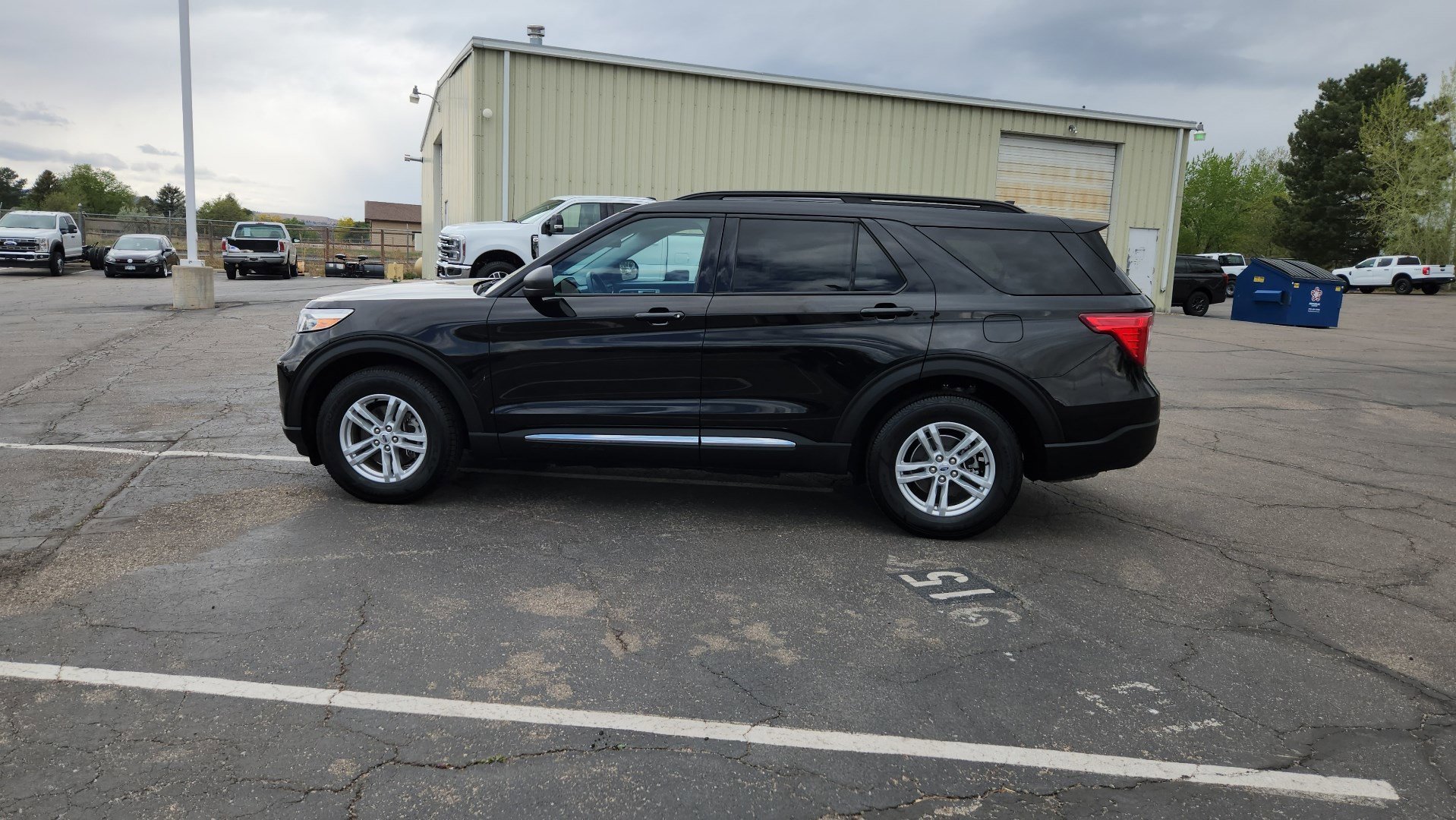 2023 Ford Explorer XLT - Photo 6