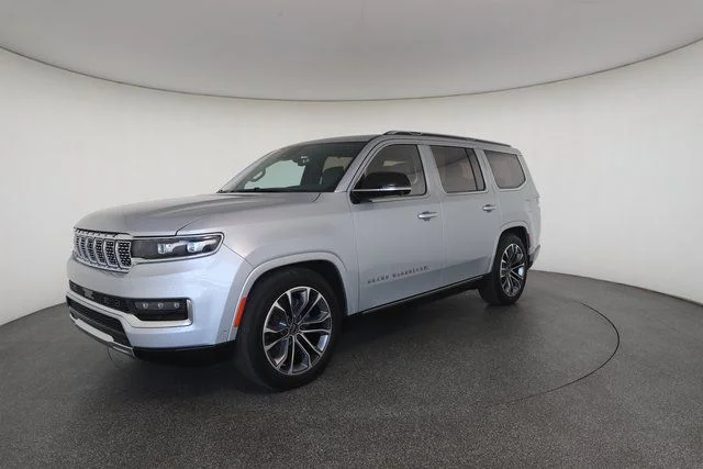 Used 2023 Silver Jeep Series III image 2