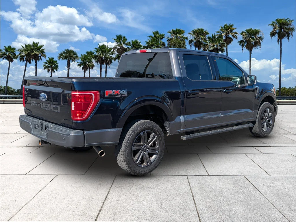 Used 2023 Antimatter Blue Metallic Ford XLT image 9