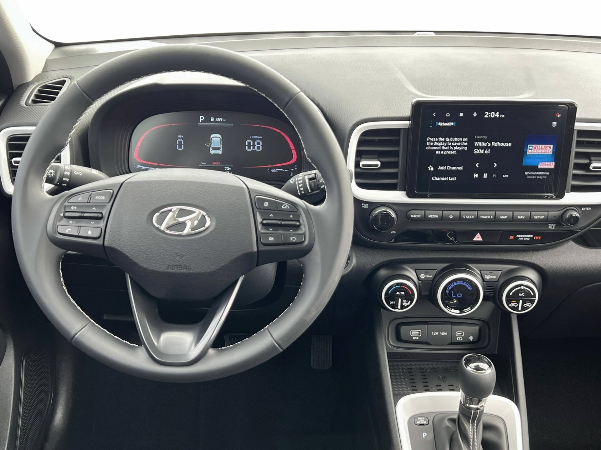 2025 Hyundai Venue Limited - Photo 17