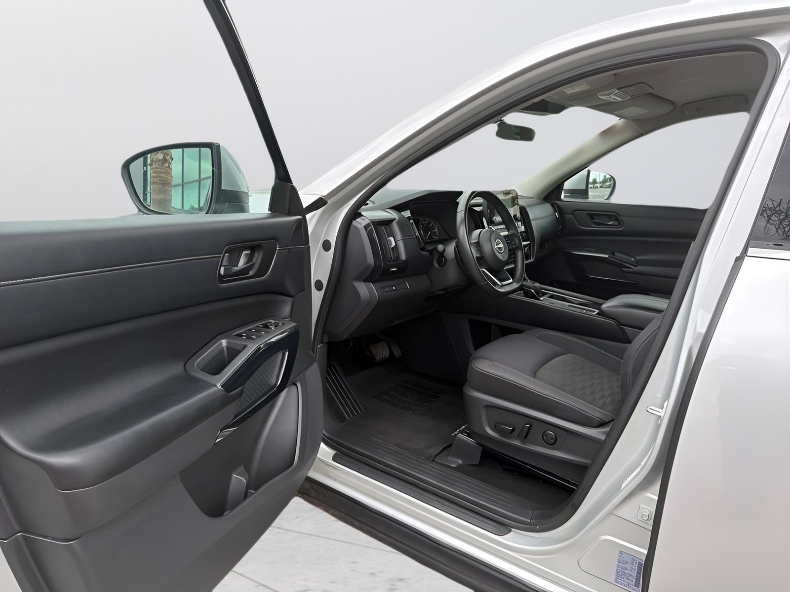 Used 2024 Silver Nissan SV image 13