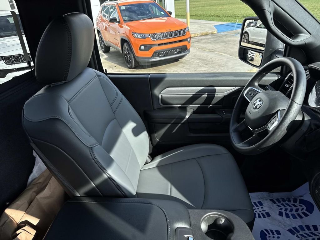2026 RAM 3500 Chassis Tradesman - Photo 20