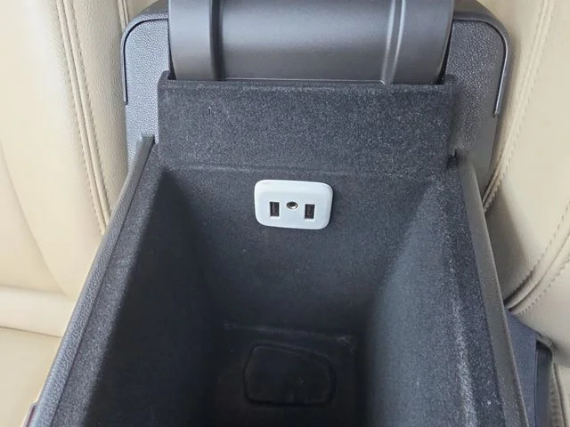 Used 2018 Brown Cadillac Base image 6