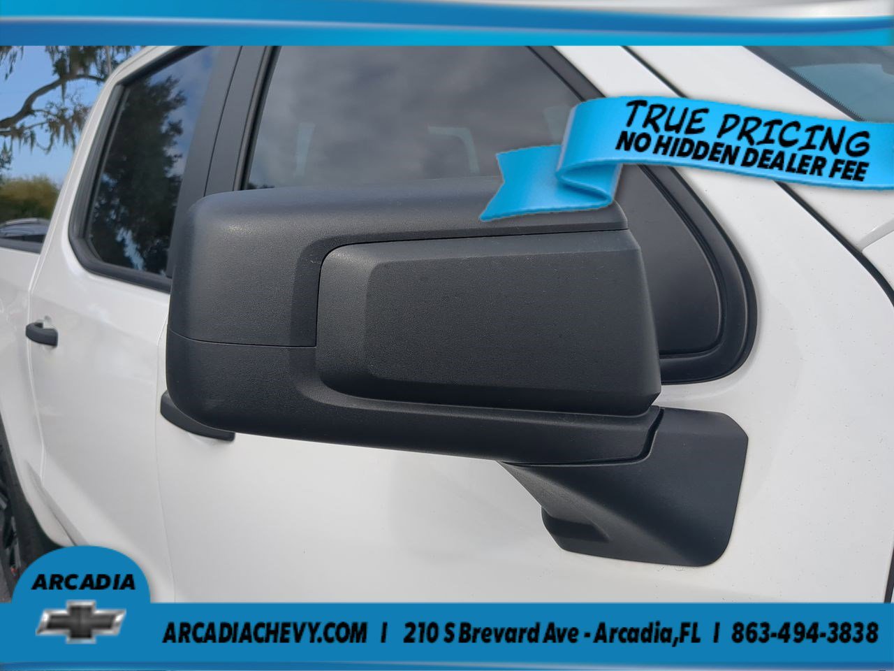 Used 2025 Summit White Chevrolet Custom image 12
