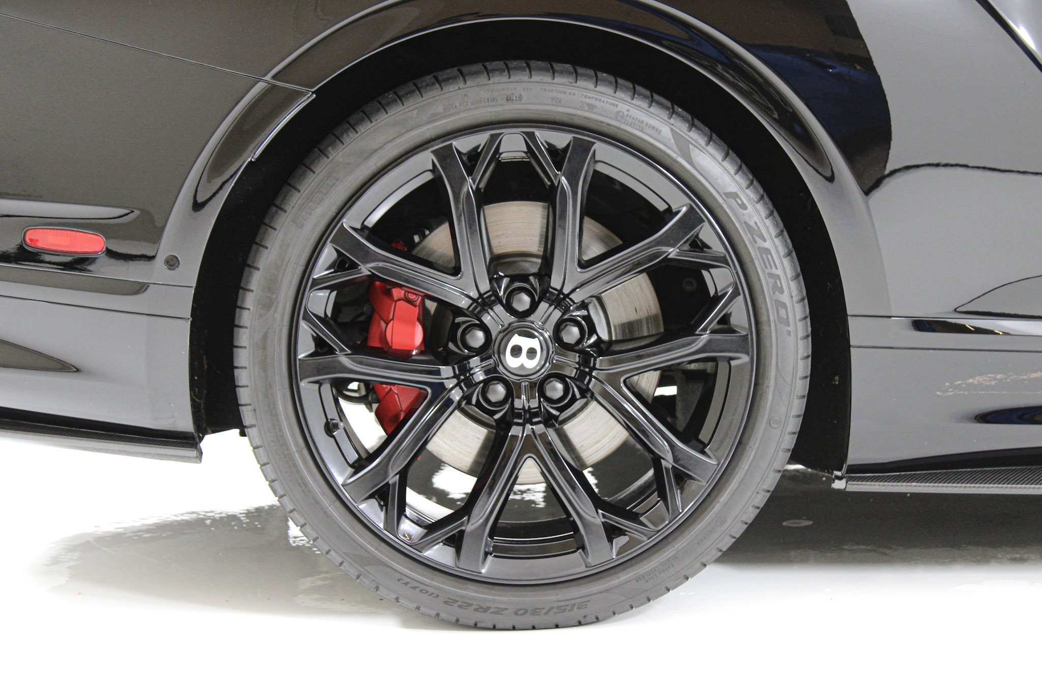 Used 2024 Black Bentley  image 19