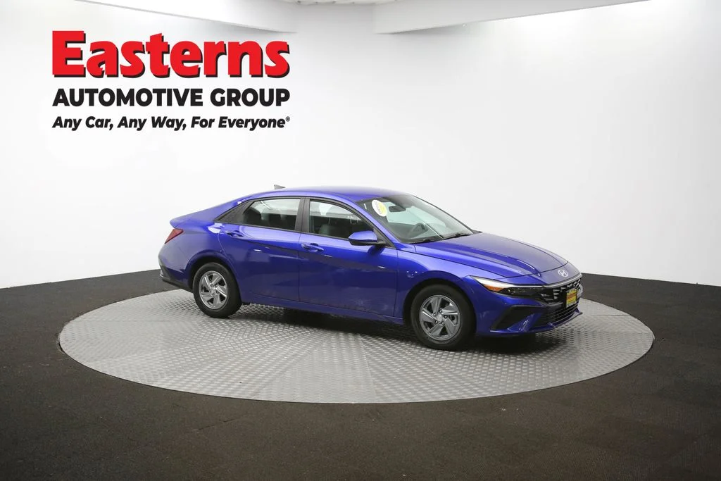 Used 2024 Blue Hyundai SE image 45