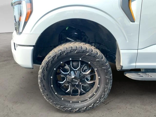Used 2023 White Ford Tremor image 9