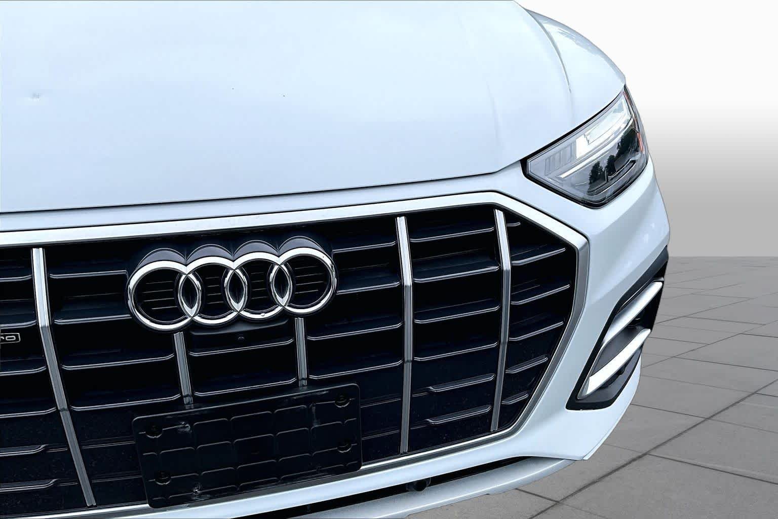 Used 2021 Glacier White Metallic Audi Premium Plus image 29
