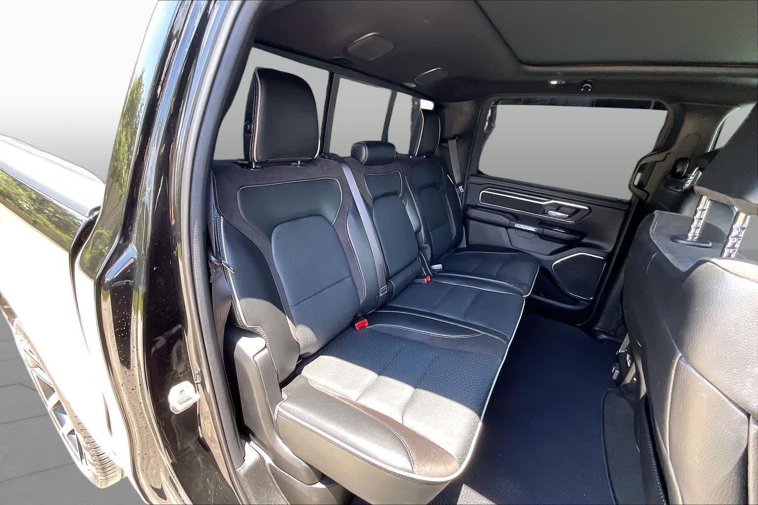 Used 2024 Diamond Black Crystal Pearlcoat Ram Laramie image 18