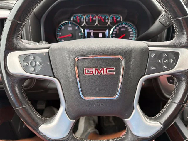 Used 2018 Dark Slate Metallic GMC SLT image 16
