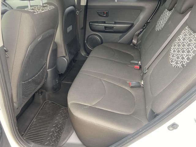 Used 2010 White Kia Plus image 8