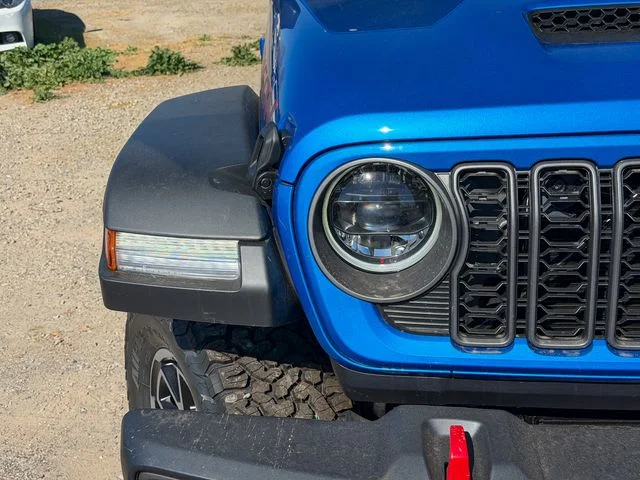 New 2026 Hydro Blue Pearl-Coat Exterior Paint Jeep Rubicon image 5