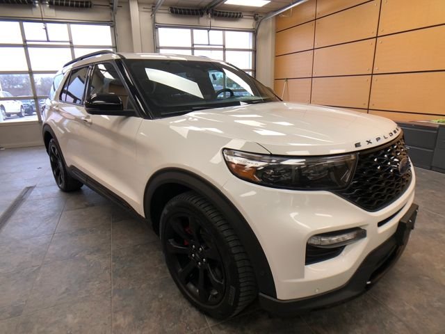 2021 Ford Explorer ST 4WD's photo