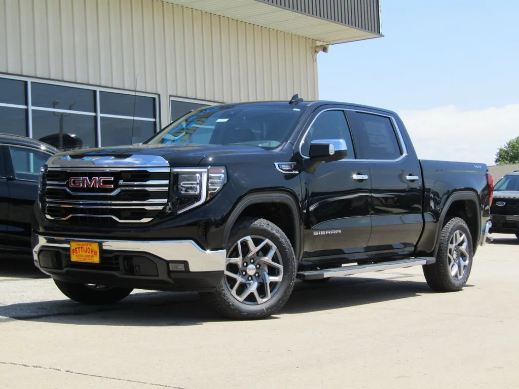 2026 GMC Sierra 1500 SLT - Photo 12