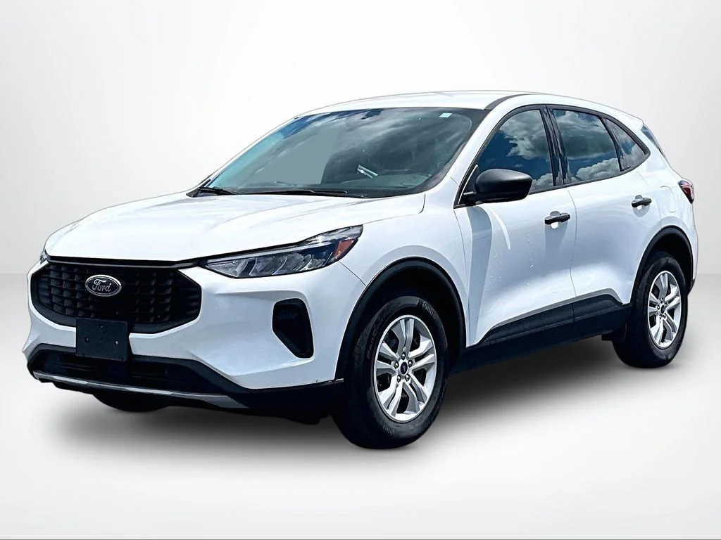 Used 2023 White Ford Base image 33