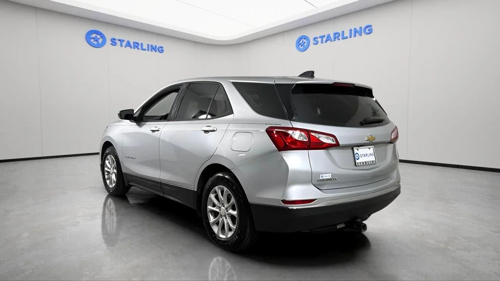 Used 2018 SILVER ICE METALLIC Chevrolet LS image 5