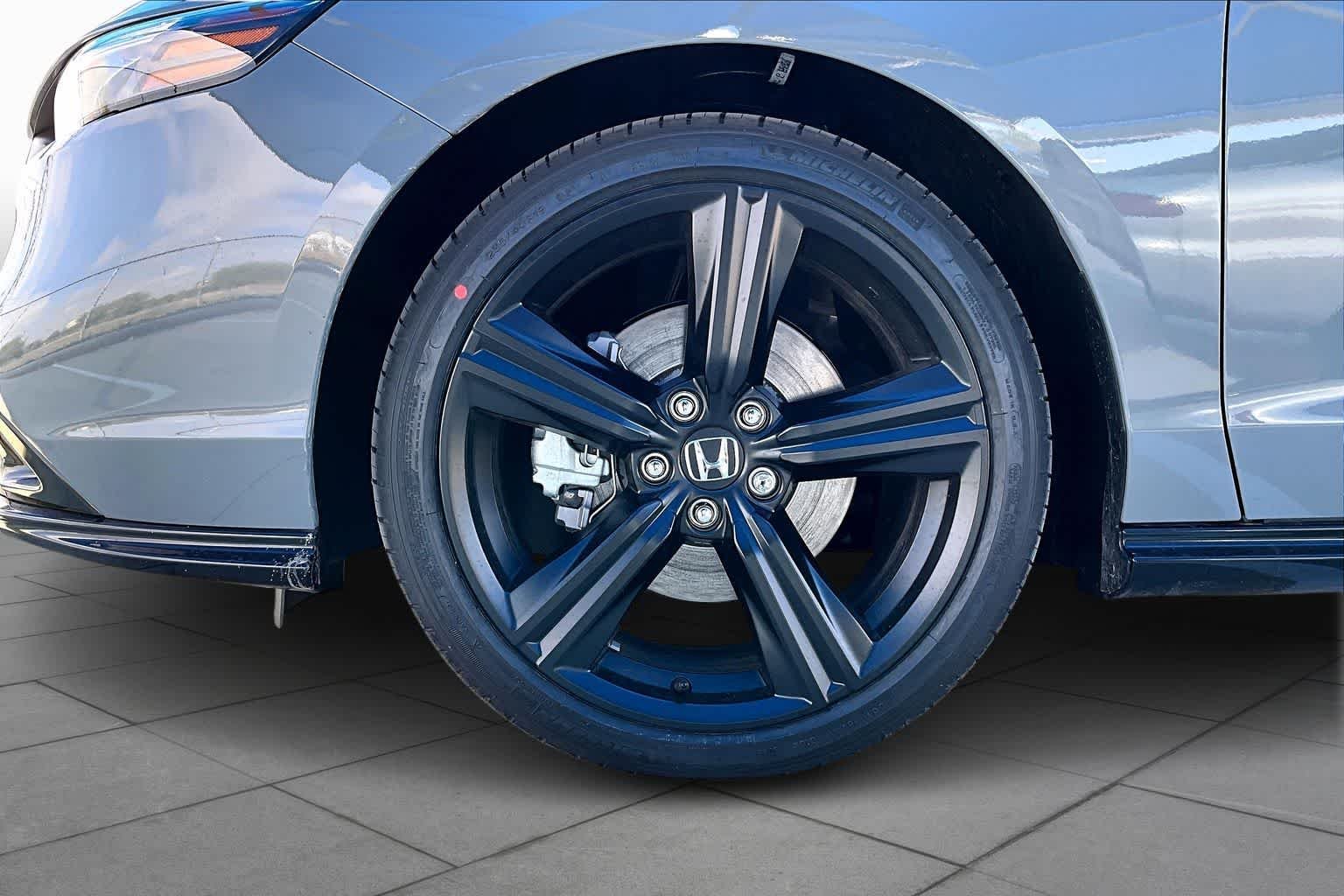 New 2026 Urban Gray Pearl Honda Sport-L Hybrid image 12