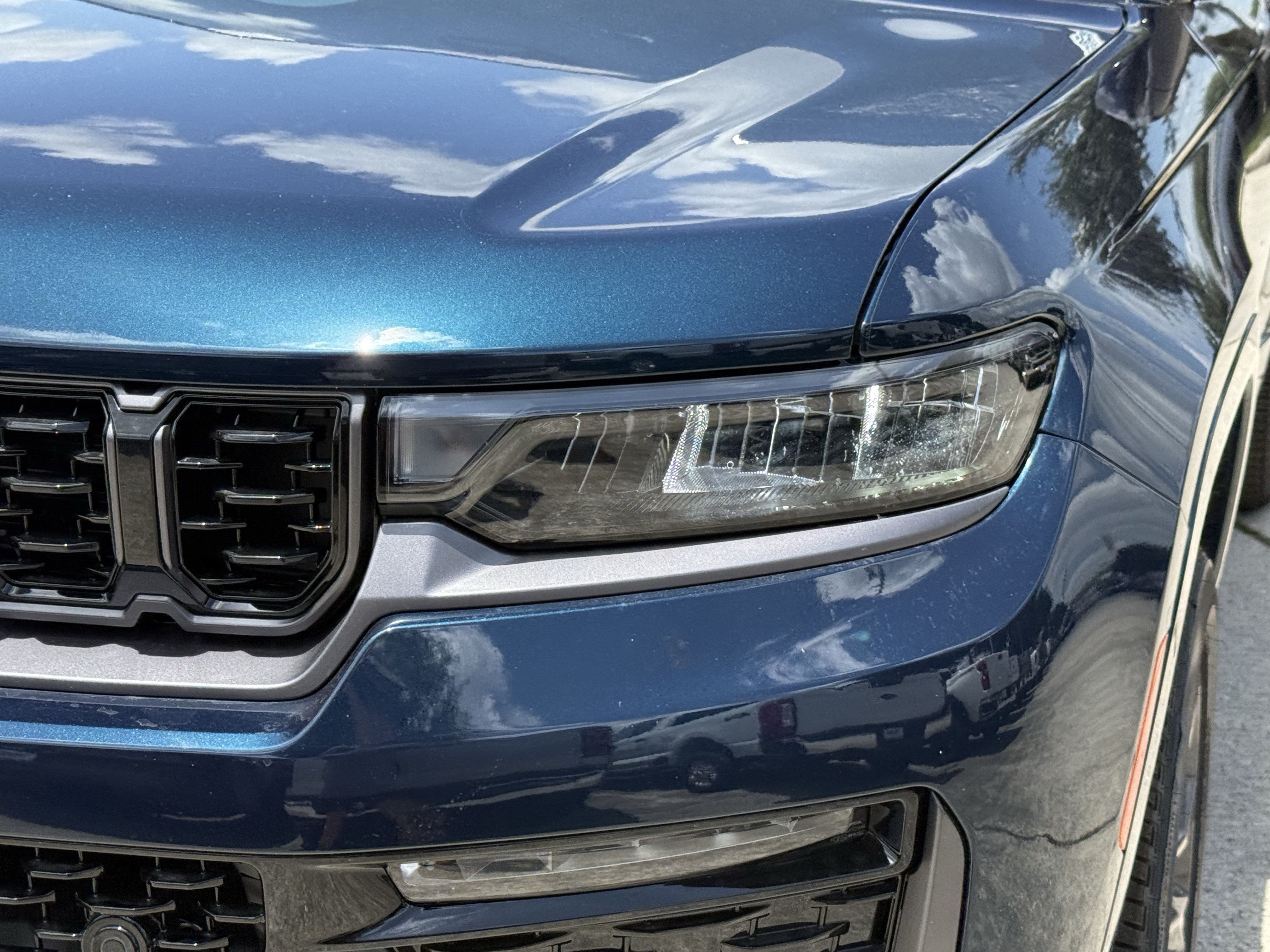 New 2026 Fathom Blue Pearl-Coat Exterior Paint Jeep Limited Reserve image 7