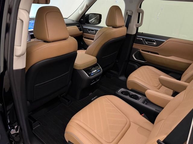New 2026 BLACK OBSIDIAN INFINITI Luxe 2WD image 20
