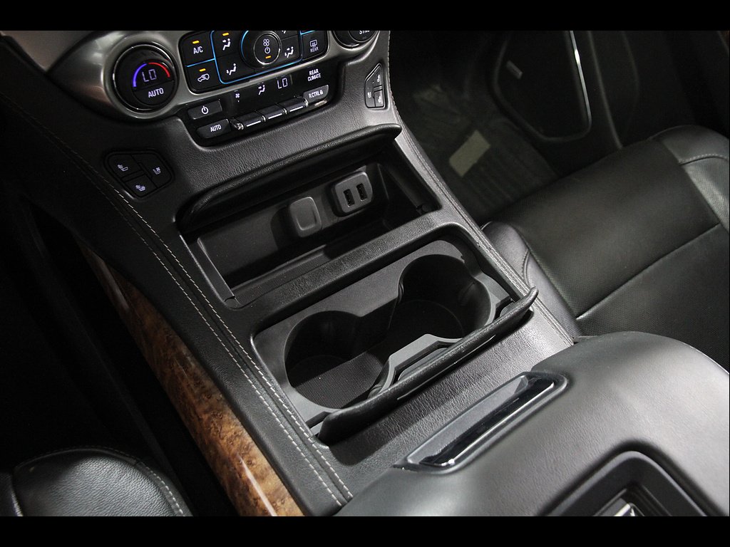 Used 2018 Black Chevrolet Premier image 17