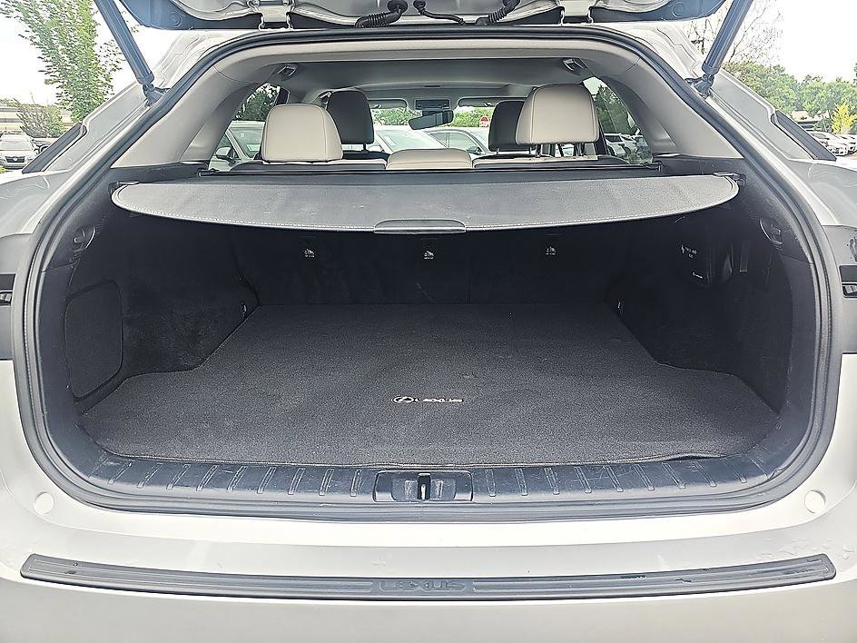 Used 2017 Silver Lining Metallic Lexus RX 350 Premium image 34